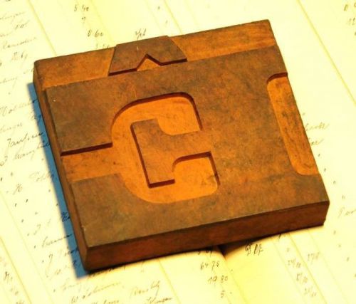 E letterpress wood printing block woodtype type print bold wide stamp typography
