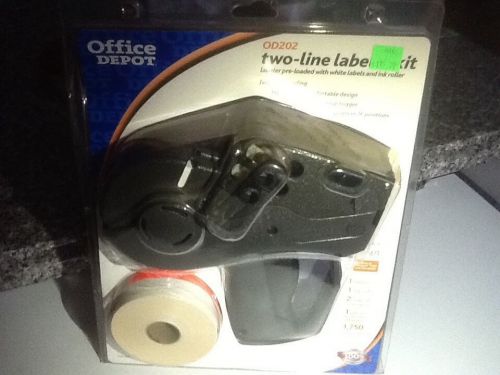 price gun with 2 rolls of 1750 labels per. Roll Office Depot