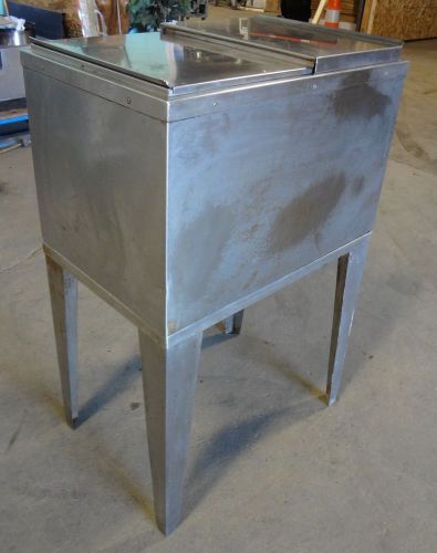 Hd u. counter ss cold plate ice bin w/stand, sliding lids for soda,beer 6 line for sale