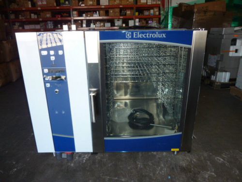 NEW WITH DAMAGE ELECTROLUX AIR-O-CONVECT 101 10 PAN OVEN CONVECTION