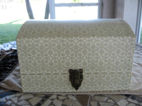 STORAGE CHEST BOX for KEEPSAKES OR JEWELRY with DOME TOP