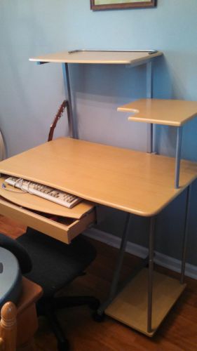 Maple Computer Desk