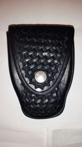 Handcuff Case - Tex Shoemaker &amp; Sons basket weave handcuff case model 204