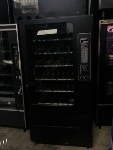 USI Selectivend Snack/vending Machine