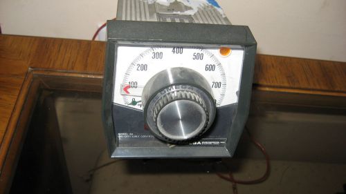 Omega On/Off Limit Control Temperature Controller Model 50