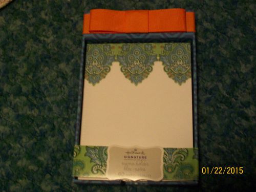 Hallmark Signature memo holder and 60 notes