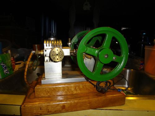 Machinist built hit and miss model engine for sale