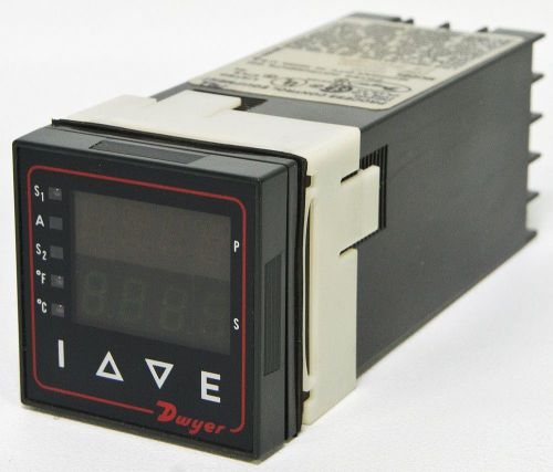 Dwyer 16030 Temperature Controller &amp; Process Controller Conf: 0110000