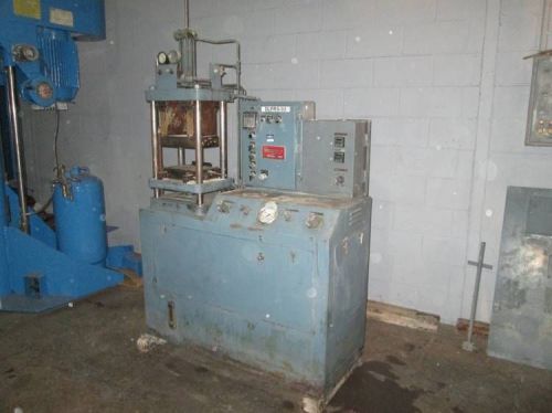 HULL 12 TON FOUR  POST HYDRAULIC PRESS