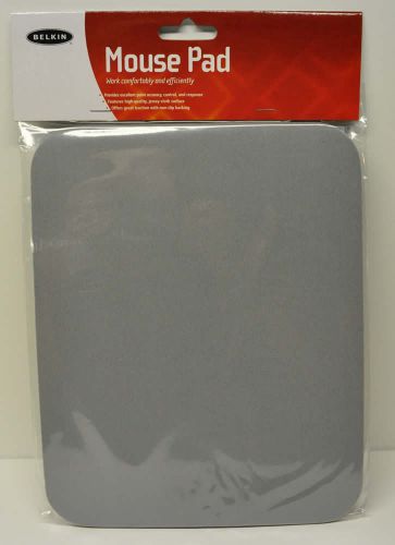 Belkin Standard 7.9&#039;&#039;x9.7&#039;&#039; Mouse Pad (Gray)