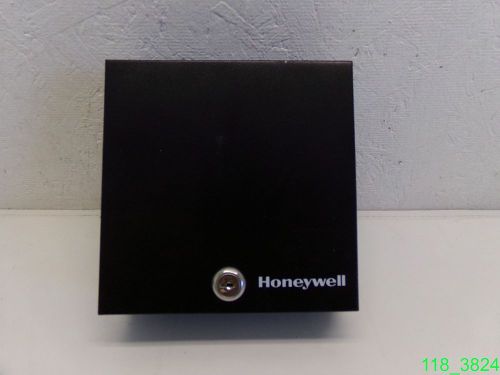 HONEYWELLL LOCK BOX (MISSING KEYS) 6-3/4&#034; X 6-3/4&#034; X 2-3/4&#034; - NEW
