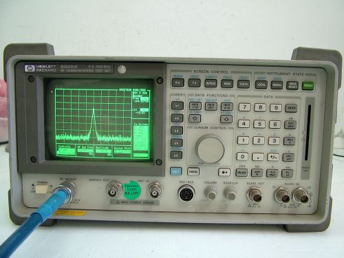 HP 8920A RF Communication test set 0.4 - 1000MHz with Spectrum and Tracking