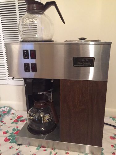 BUNN Coffee Brewer VPR 12-Cup Commercial Pourover Machine Pour-Omatic 2 Warmers