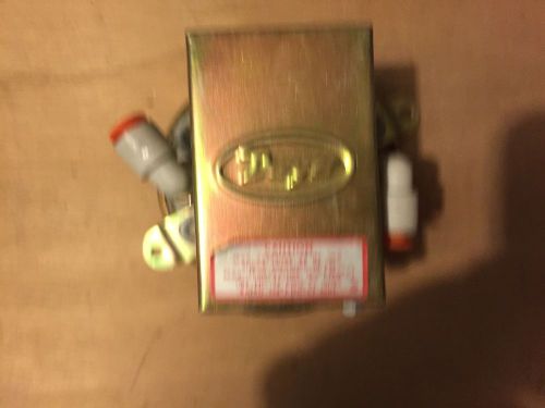 Dwyer 1910-0 Pressure Switch SERIES 1900