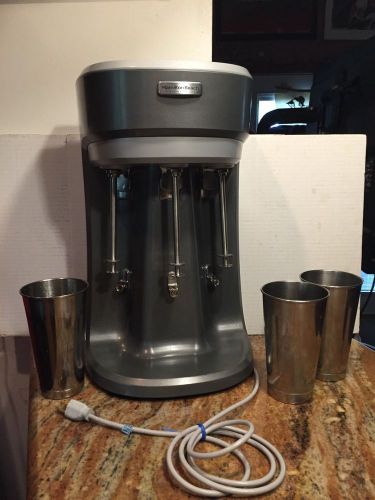 Hamilton beech 3 Speed  3 Spindle Commercial Drink Mixer  HMD400 With  3 Cups