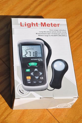 CEM Auto Ranging Digital Illuminance Light Meter DT-1309