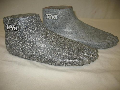 (2) Teva Assorted Mens Right Foot Mannequin Store Display Model Size 7-8 &amp; 8-9