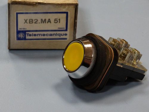 Telemecanique XB2-MA51 yelllow pushbutton switch