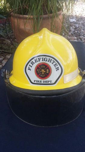 Cairns &amp; Bros 660 Yellow Adjustable Fire Helmet Face Shield Turnout Gear