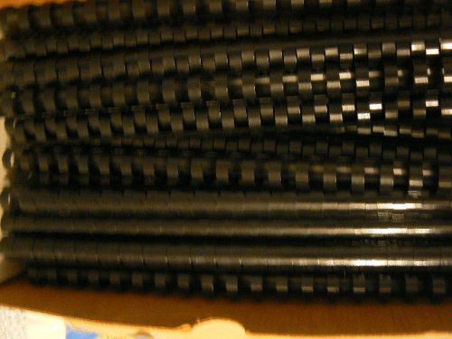 100 Ibico Plastic Comb Binding Spine  15 Ring Black 5/8&#034;