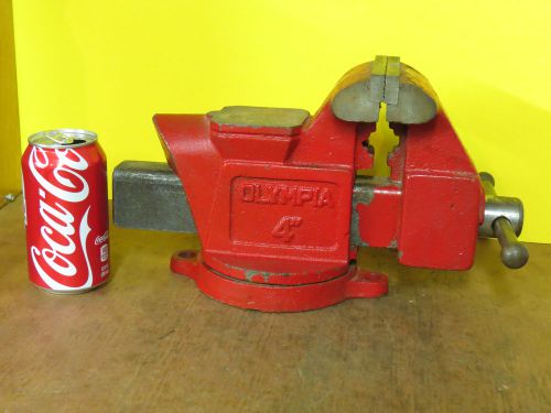 Olympia 4” Red Bench Vise with Pipe Jaws