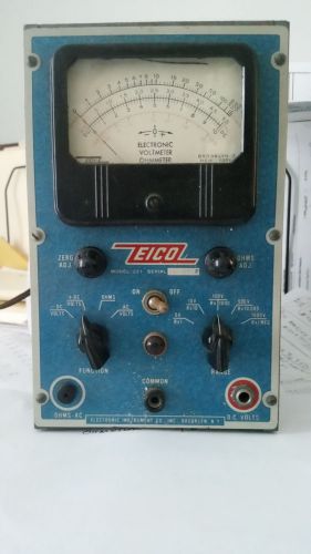Vintage EICO Electronic Voltmeter Ohmmeter, Model 221