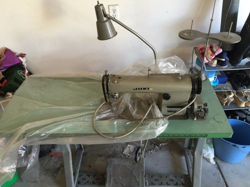 Juki Single Needle Sewing Machine W/Table