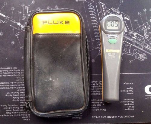 Fluke CO-220 Carbon Monoxide meter with case --FREE SHIPPING--