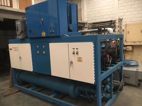 TRI-SERVICE CHILLER 18 TONS --3 CONDENSERS