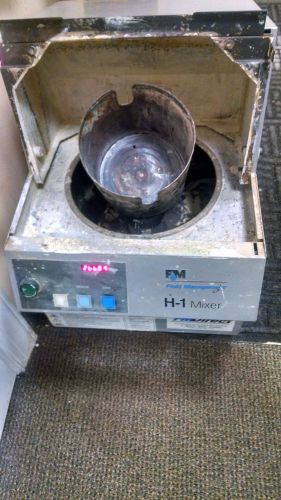 Fluid Management H-1 Shaker Mixer