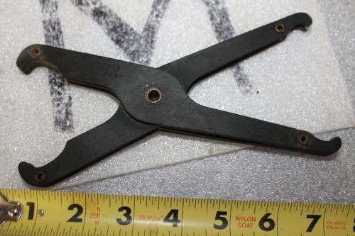 General Electric GE Non Conductive Fuse Pliers Two sided Large &amp; Sm.Fuses GE2497