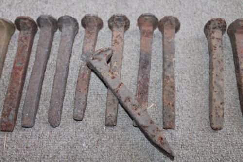 12 Vintage Rusty Railroad Tie Spikes Nails 6&#034; Blacksmith Shank Hooks Cast Iron