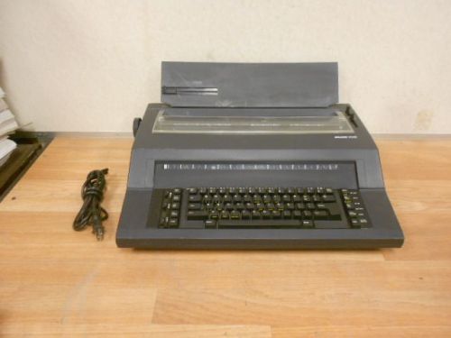 OLIVETTI 1000S TypeWriter w/Ribbon USED! AS/IS  Free Shipping !
