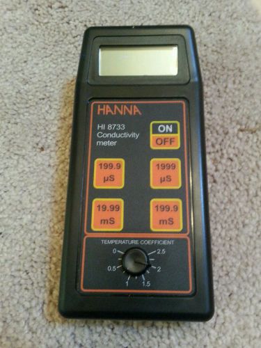 hanna instruments hi 8733 conductivity meter mint. (No probe)