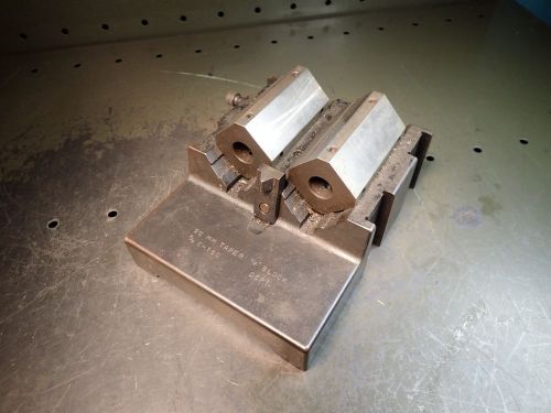 50 m/m taper tool adjustable v-block fixture – used in good condition for sale
