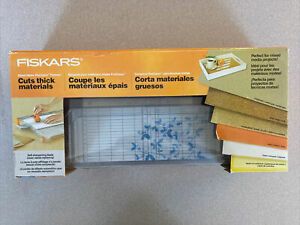 Fiskars Mixed Media ProCision Rotary Bypass Dual Rail Trimmer - Cuts 3mm thick