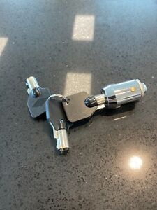 3 Keys 1 cylinder lock For Storage Spaces