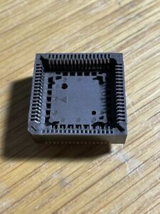 A lot of FIVE (5) AMP 68 pins PLCC socket with through hole PCB mounting.