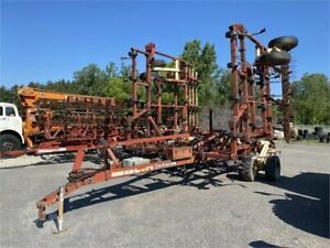 KRAUSE FIELD CULTIVATOR STOCK# 38218