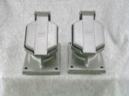 LOT OF 2 NEW CROUSE HINDS CPS 152 R EXPLOSION PROOF RECEPTACLE 20A 2W 3P ARKTITE