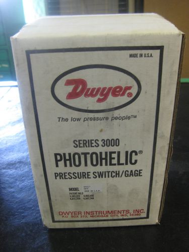 Dwyer - photohelic pressure switch/gage - series 3000; model 3010-lt for sale