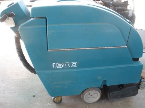 TENNANT MODEL 1500 CARPET EXTRACTOR &amp; 24 V CHARGER NICE CONDITION