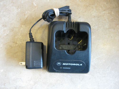 Motorola HTN9014B standard charger with a/c adapter - for SP50