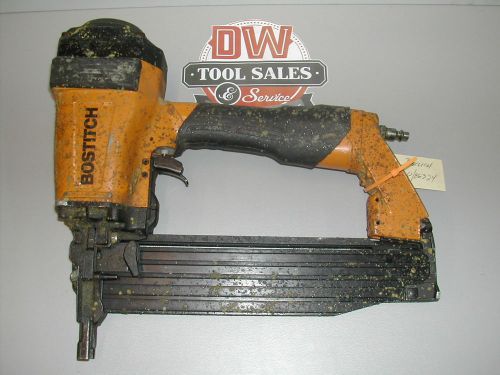 Bostitch 863s4 15 gauge air stapler staple gun heavy duty 2 1/2&#034; for sale
