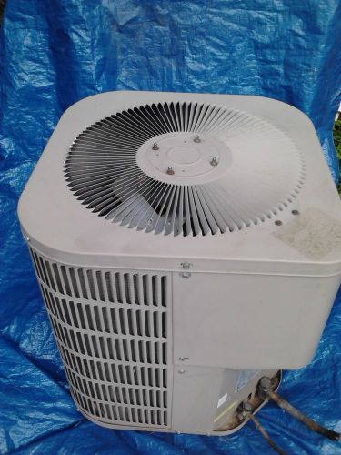 Goodman central air conditioner model ckl36-1f 36,000 btu/h used hvac for sale