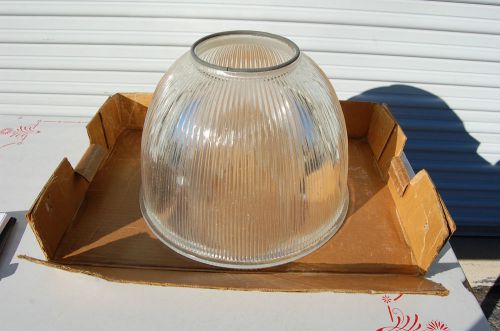 LITHONIA LIGHTING RELECTOR AND GLASS LENS COMMERCIAL FIXTURE LIGHTING