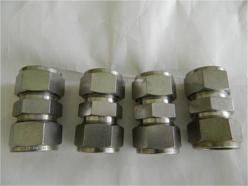 Four stainless steel Swagelok union fittings 3/4 to 3/4 tube