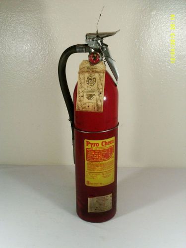 Vintage pyro chem - dry chemical fire extinguisher (model no. 10abc) for sale