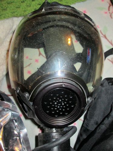 MSA Millennium gas mask SIZE MED. MADE IN U.S.A.