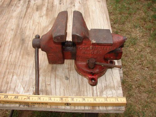 VINTAGE COLUMBIAN No.63 1/2 RED Bench VISE 3 1/2&#034; WITH ANVIL SWIVEL &amp; PIPE JAWS